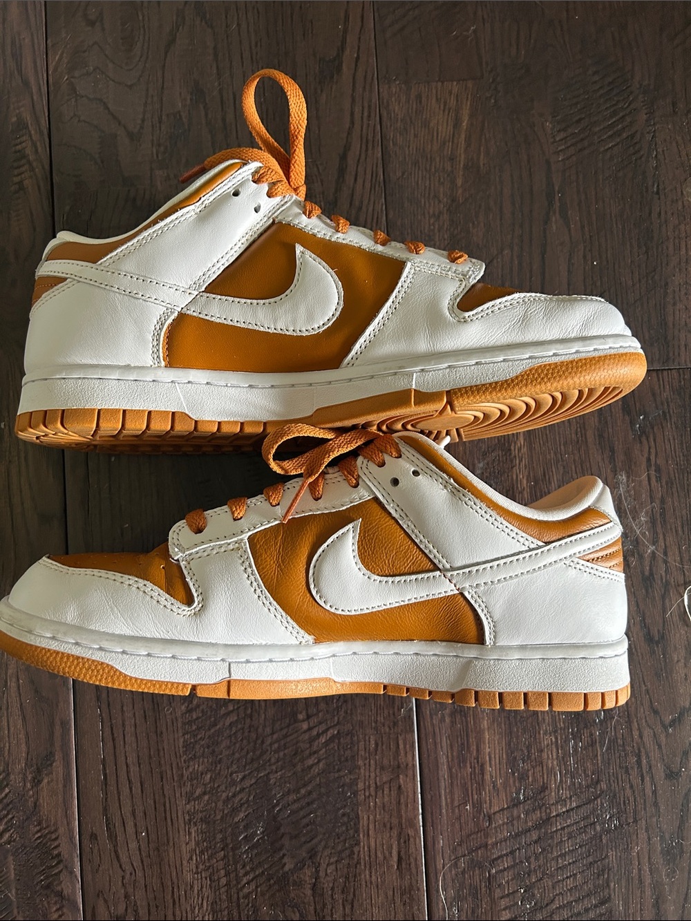 Nike Dunk “Reverse Curry”- White & Tan - Picture 4 of 5